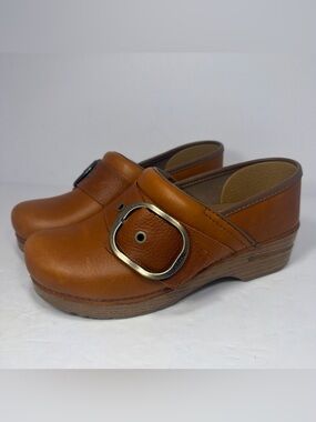 Dansko Pearson Women's Clogs, Tan Tumbled Slip On size 39